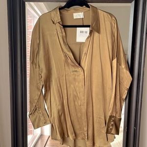 DISSH *NWT* Simone Gold Satin Shirt Size US4/AUS08